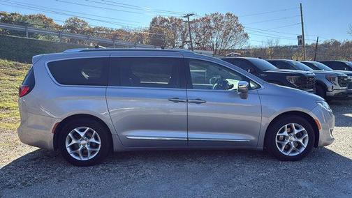 2019 Chrysler Pacifica Limited