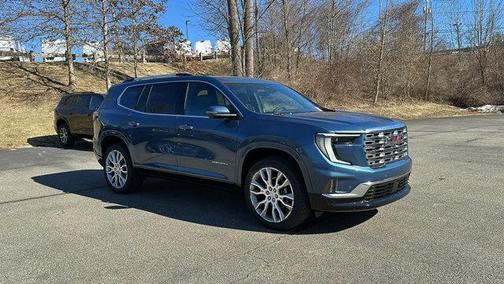 2025 GMC Acadia Denali