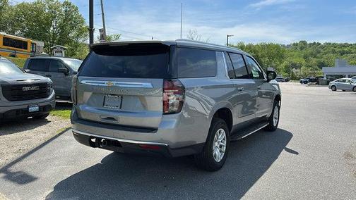 2023 Chevrolet Suburban LS