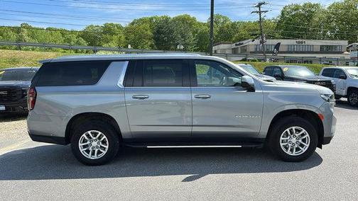 2023 Chevrolet Suburban LS