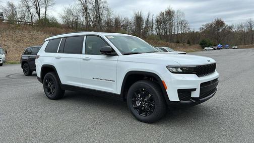 2025 Jeep Grand Cherokee L Laredo