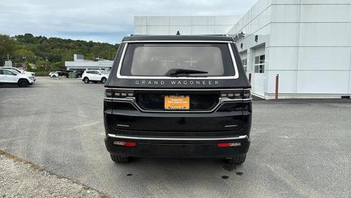 2022 Jeep Grand Wagoneer Series III