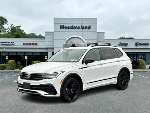 2022 Volkswagen Tiguan 2.0T SE R-Line Black