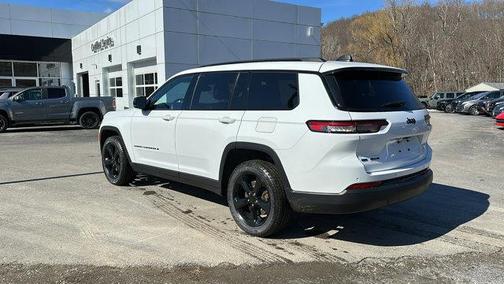 2021 Jeep Grand Cherokee L Laredo