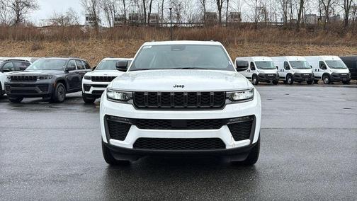 Bright White Clearcoat 2026 Jeep Grand Cherokee Limited