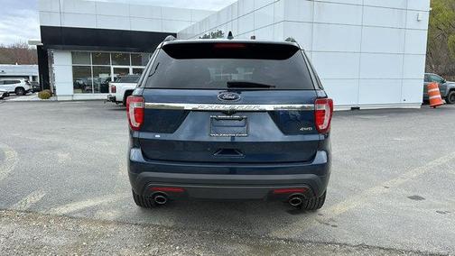 2017 Ford Explorer Base