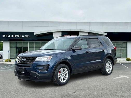 2017 Ford Explorer Base