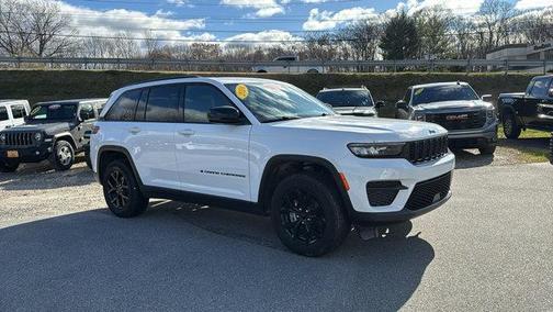 2024 Jeep Grand Cherokee Laredo