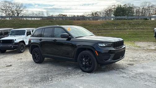 2024 Jeep Grand Cherokee Laredo