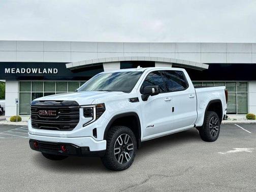 2025 GMC Sierra 1500 AT4