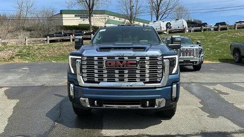 2025 GMC Sierra 2500 Denali