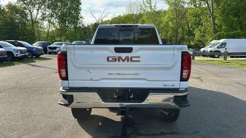 2025 GMC Sierra 2500 SLE