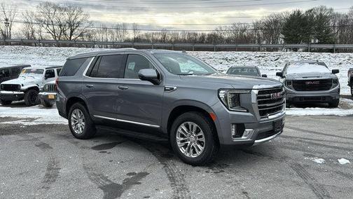2022 GMC Yukon SLT