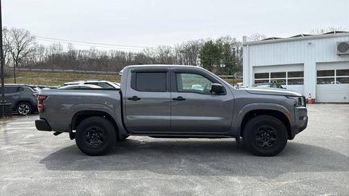 2023 Nissan Frontier S