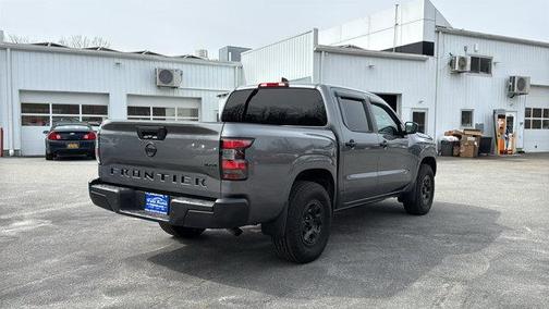 2023 Nissan Frontier S