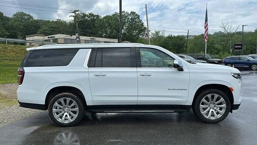 2023 Chevrolet Suburban Premier