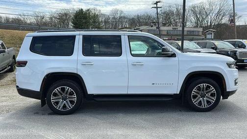 2024 Jeep Wagoneer Base
