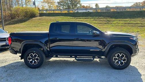 2023 GMC Canyon AT4X