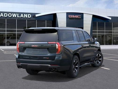 2025 GMC Yukon XL AT4