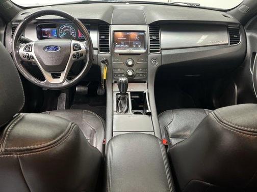 Tuxedo Black Metallic 2014 Ford Taurus SEL