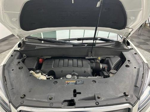 2015 GMC Acadia SLE-2