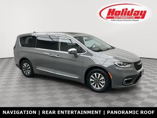 2022 Chrysler Pacifica Hybrid Limited