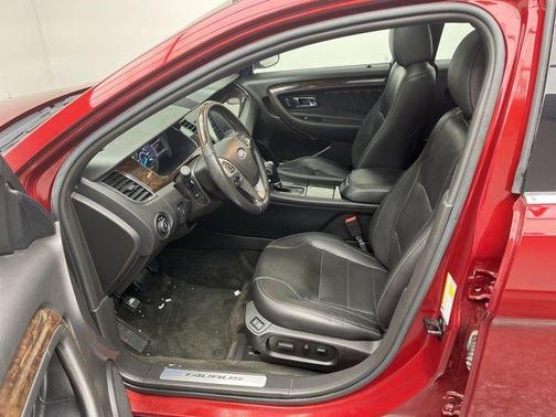 2018 Ford Taurus Limited