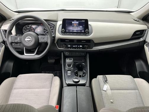 White 2023 Nissan Rogue SV