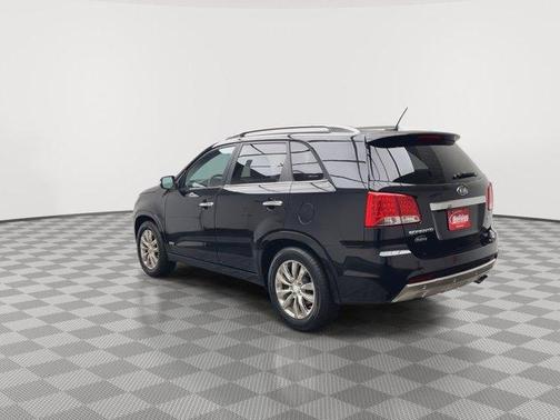 2011 Kia Sorento SX