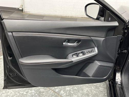 Black 2020 Nissan Sentra SR