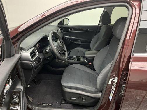 2019 Kia Sorento LX V6