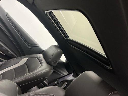 2017 Chevrolet Camaro 2LT