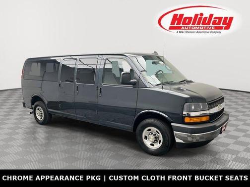 2017 Chevrolet Express 3500 LT
