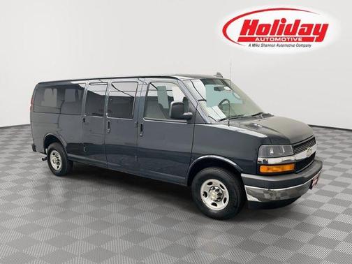 2017 Chevrolet Express 3500 LT