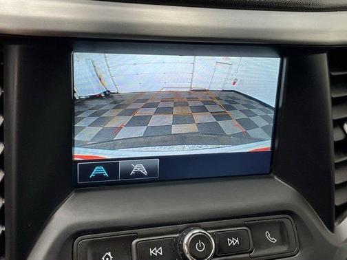 White Frost Tri-Coat 2019 GMC Acadia SLE-2