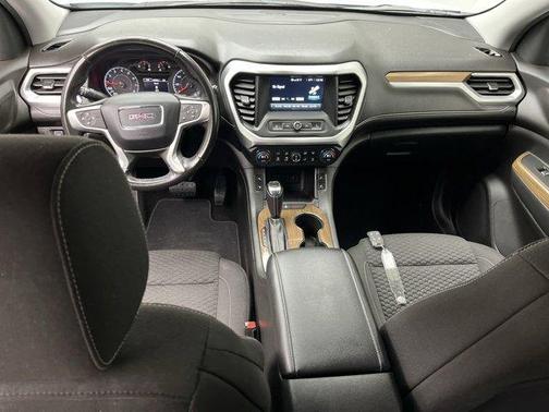 White Frost Tri-Coat 2019 GMC Acadia SLE-2