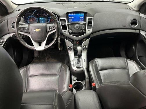 Summit White 2014 Chevrolet Cruze 2LT