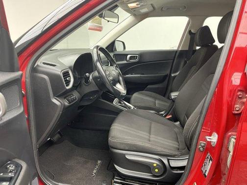 2021 Hyundai VENUE SEL