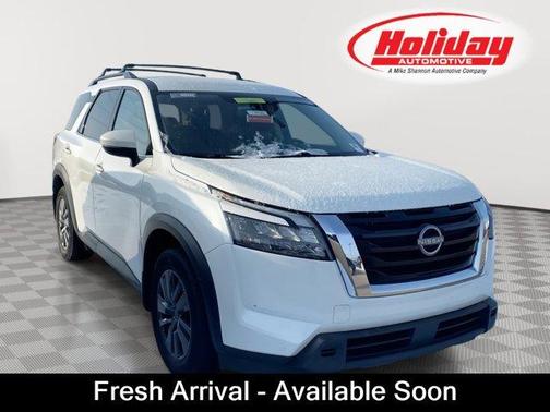 2023 Nissan Pathfinder SV