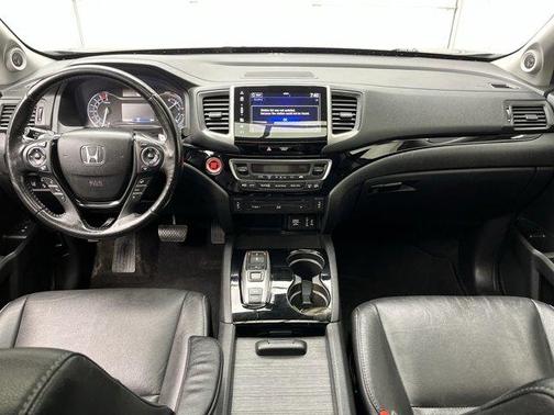 Modern Steel Metallic 2017 Honda Pilot Touring