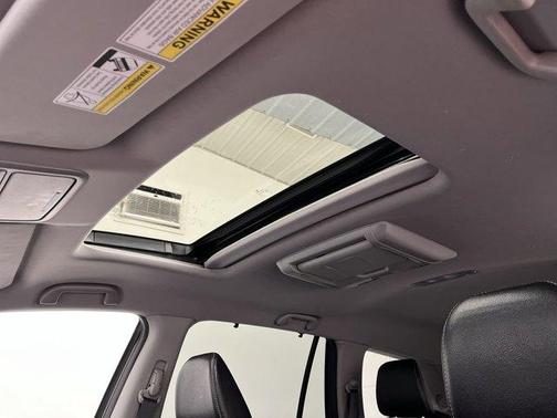 Modern Steel Metallic 2017 Honda Pilot Touring