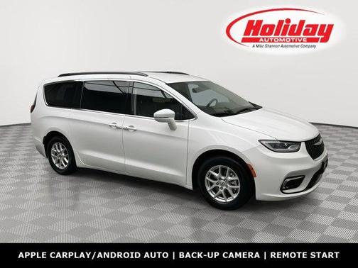 2022 Chrysler Pacifica Touring-L