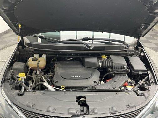 2019 Chrysler Pacifica LX