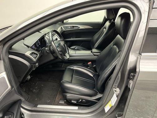 2020 Lincoln MKZ Standard