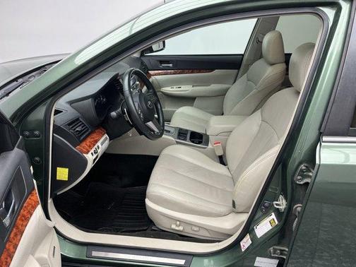 2011 Subaru Outback 2.5i Limited