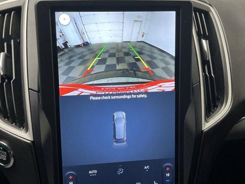 Iconic Silver Metallic 2021 Ford Edge SEL