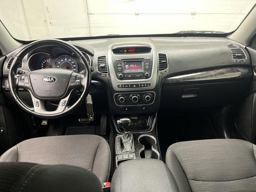 Satin Metal 2014 Kia Sorento LX