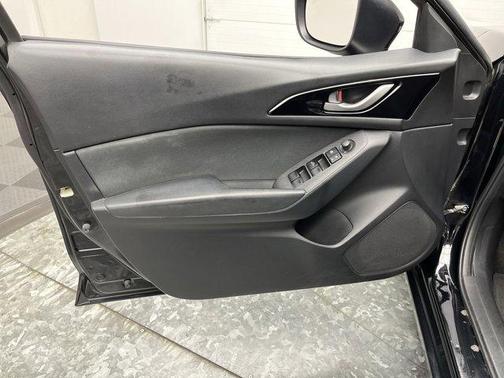 2014 Mazda Mazda3 i Touring