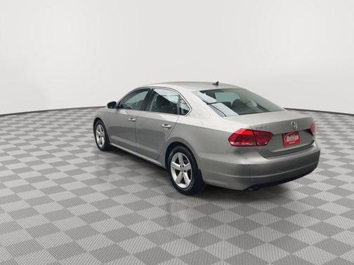 2013 Volkswagen Passat 2.5 SE
