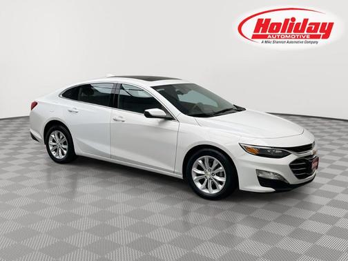 Summit White 2023 Chevrolet Malibu LT
